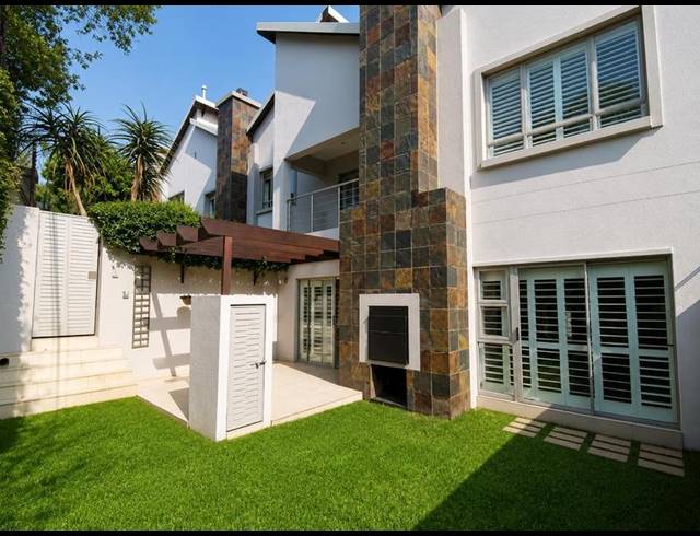 3 BEDROOM CLUSTER FOR SALE IN BRYANSTON EAST